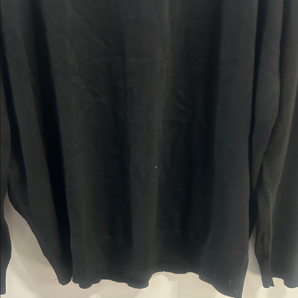 Classic Black and White Men's Sweatshirt - Picture 3 of 7